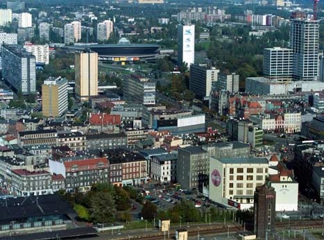 Katowice, cita con el destino
