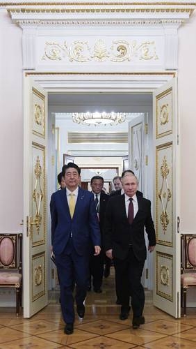 Trump responde a Rusia y China con su nueva guerra de las galaxias