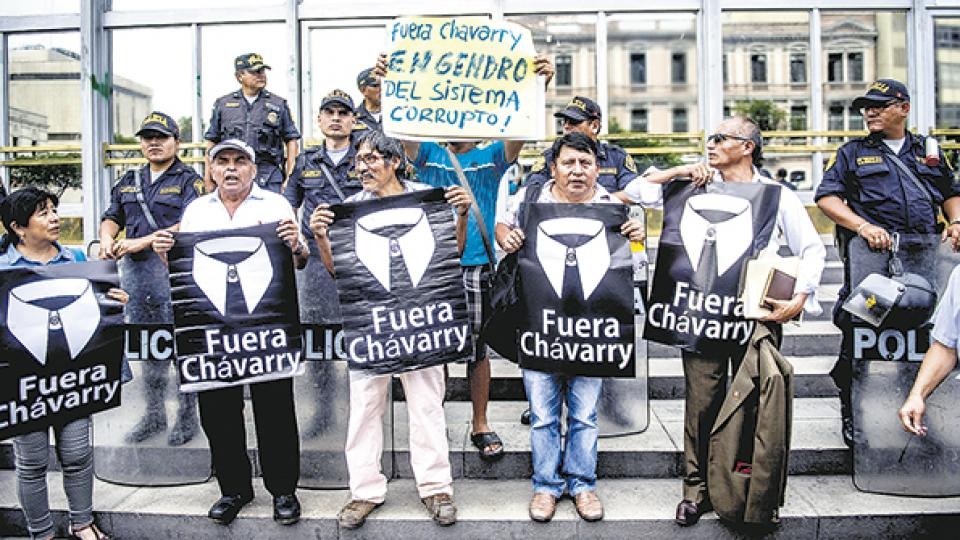 Cae el fiscal general de Perú