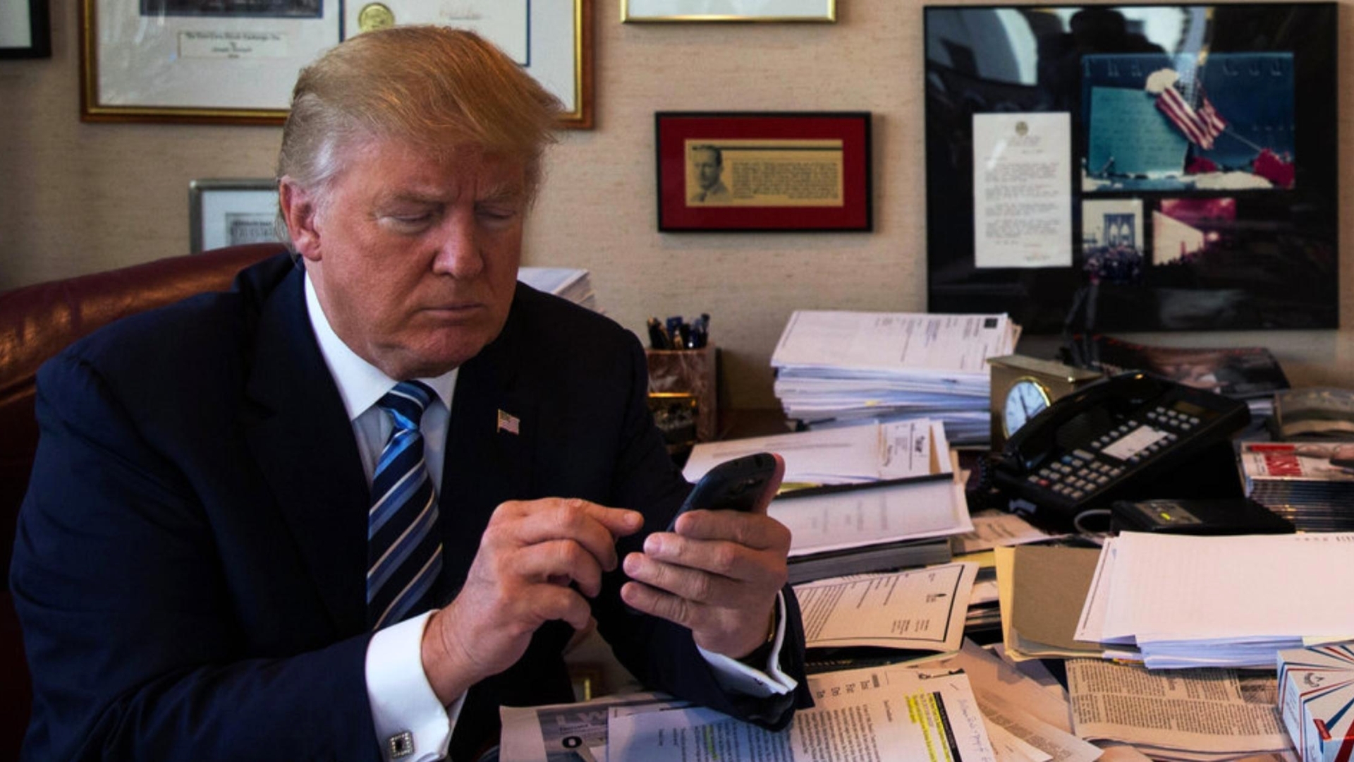 baaedce70a4440840dc4a86e4eb85ba5 Cuando Trump visiblemente se estrelle