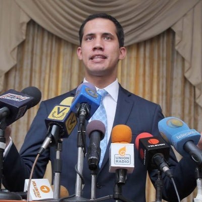 Venezuela. El golpe tuitero quedó en el ruido