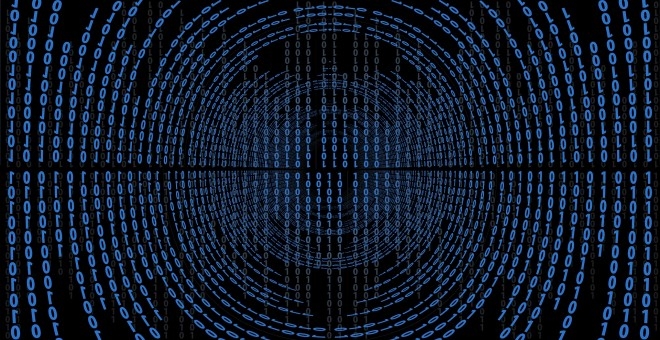 Lo que el algoritmo esconde: matemáticas, sesgos y al final, decisiones humanas