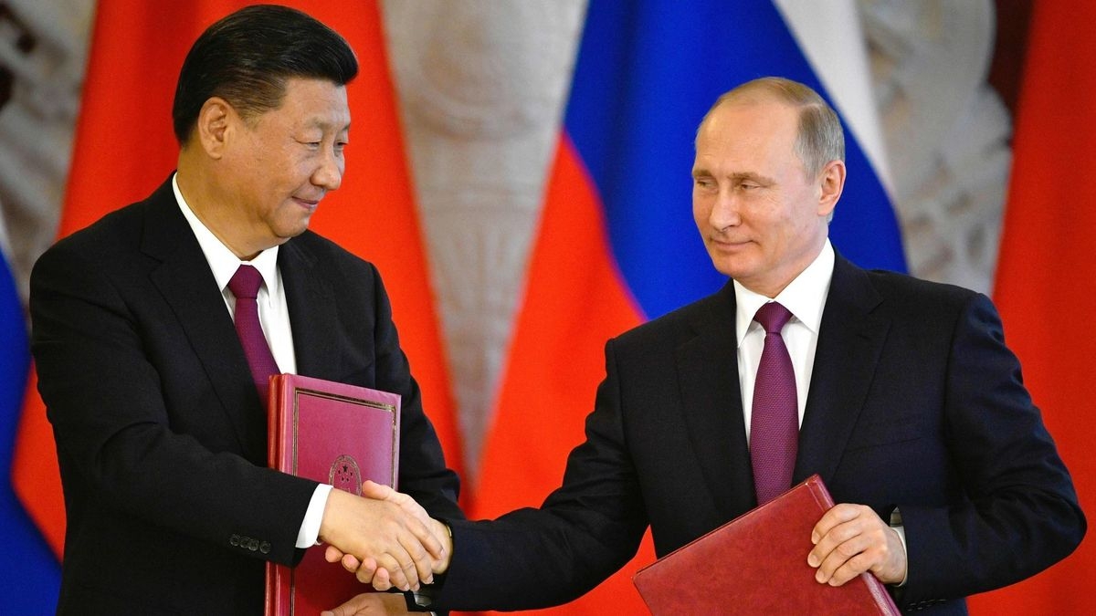 Rusia y China se acercan cada día más, según los principales espías de EU