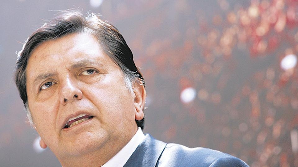 Alan García, un presidente acosado por la corrupción