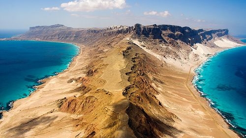 Emiratos Árabes se anexionan a la “isla extraterrestre“ de Yemen como trofeo