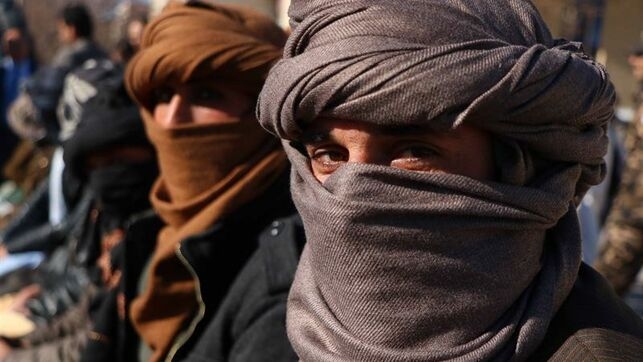 EEUU se asoció con milicias armadas en Afganistán impidiendo el éxito de un programa de la ONU que pretendía disolverlas
