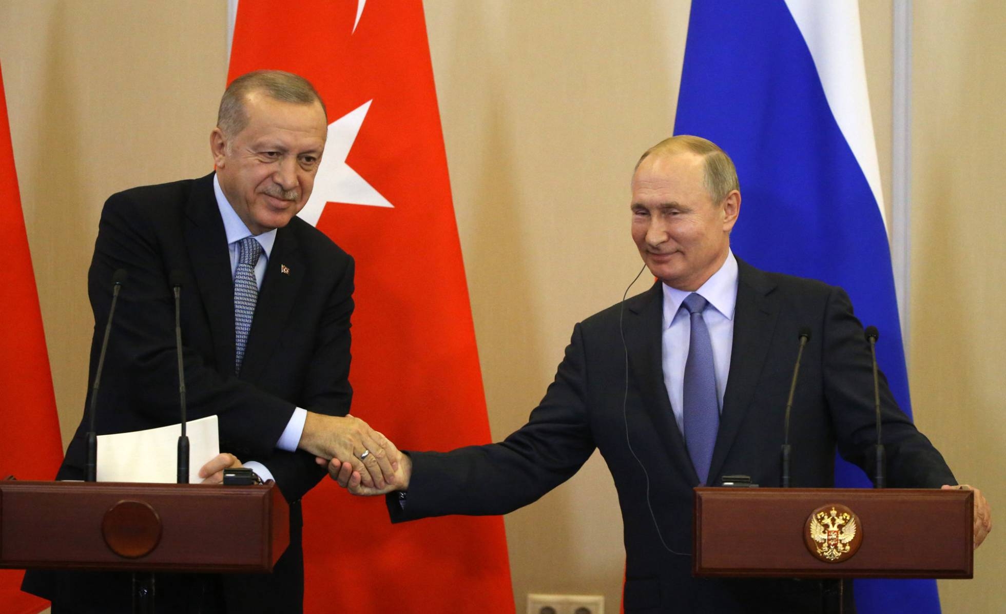 Rusia y Turquía acuerdan el control conjunto de la zona kurda en Siria