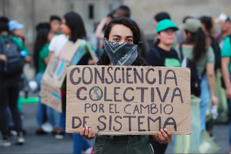 El Mito Del Desarrollo Sustentable Desde Abajo