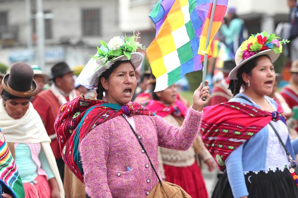 Crisis en Bolivia: Las mujeres marcharon contra el racismo