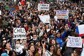 690b053e05c498c2005e69e73eff1f8e Chile. Días de furia