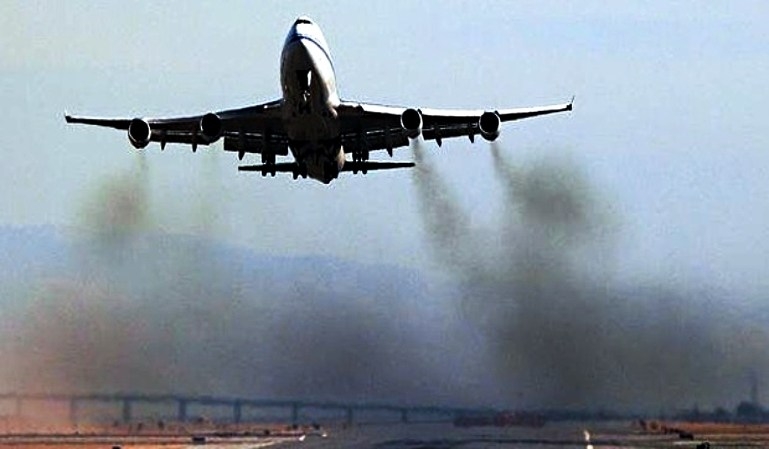 Estos son los privilegios de la aviación, el medio de transporte más contaminante del planeta