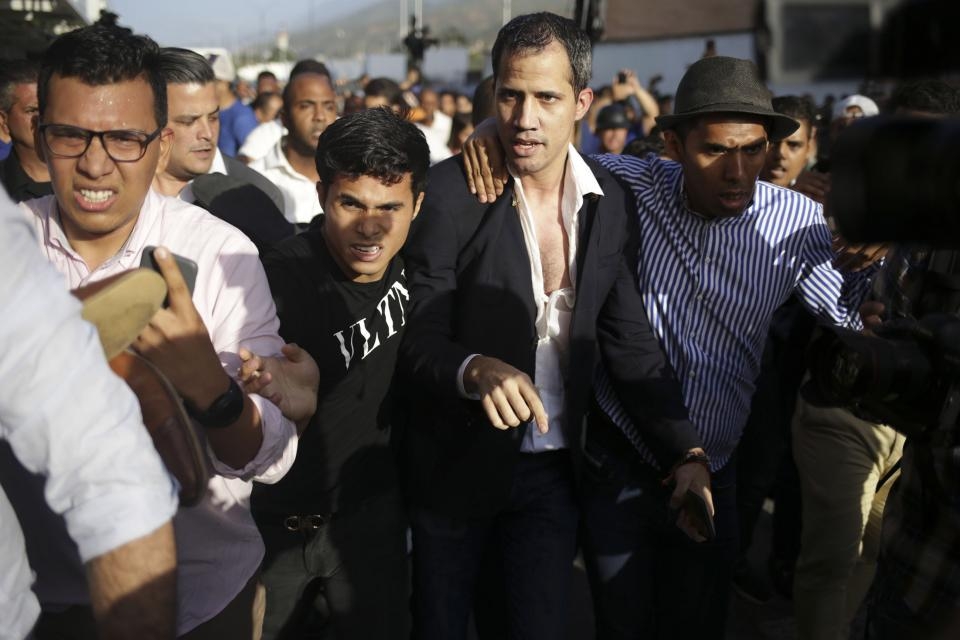 Guaidó regresó a Venezuela tras ser aplaudido por Trump 