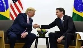 Bolsonaro y Trump firman acuerdo militar