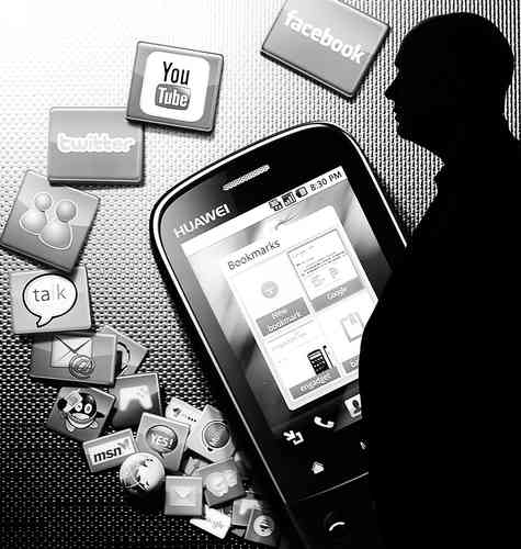 Cibercracia impugnada: Twitter, en la picota y Google, enjuiciada por monopolio