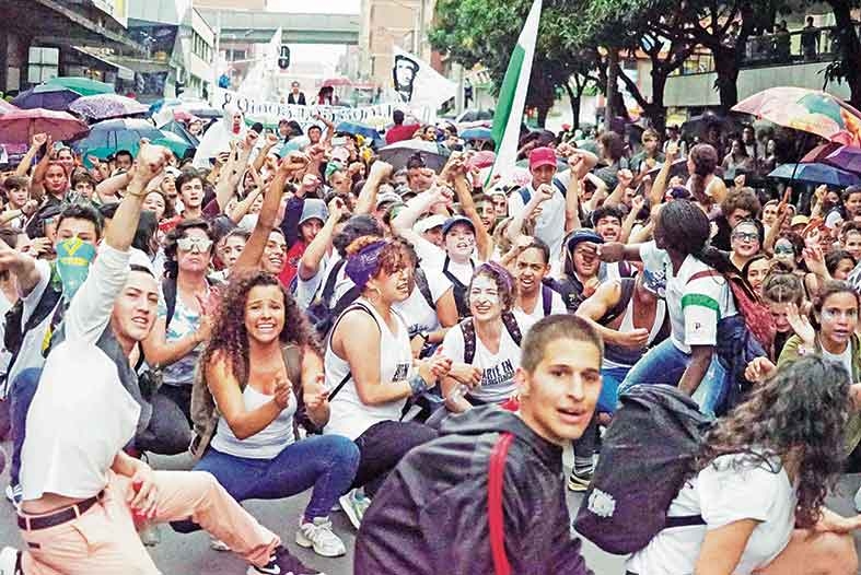 1ae45af33968be79c6a0b8caf328ff9f La juventud está hecha para comerse el mundo