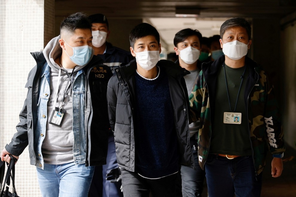 Arrestados en Hong Kong medio centenar de activistas y exdiputados por organizar las primarias opositoras