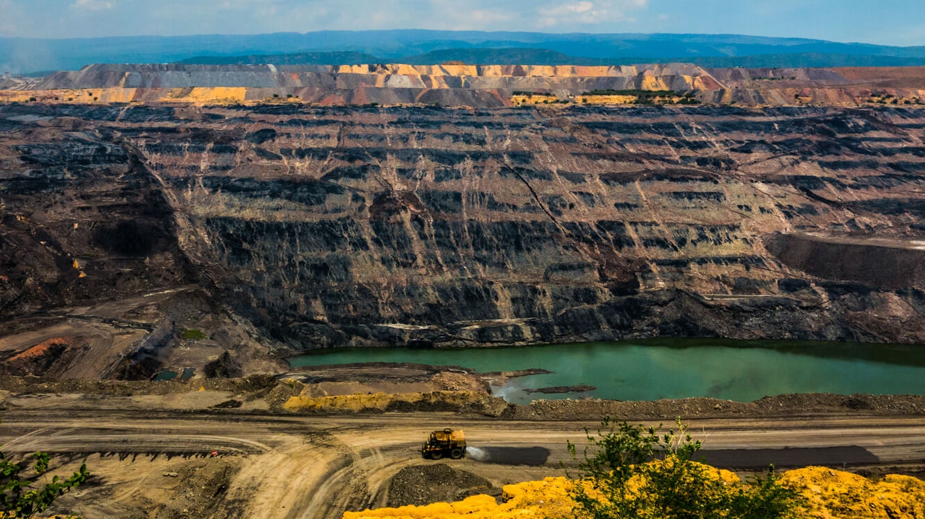 Minería liderada por grupos ilegales afecta a más comunidades en Colombia