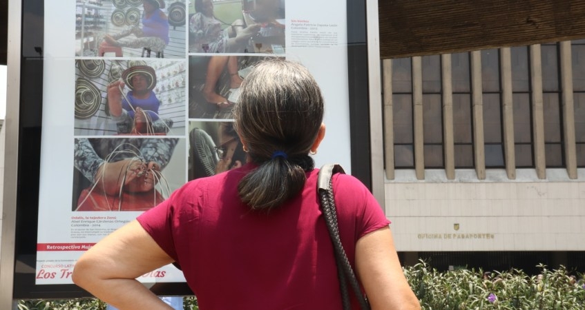 b421e9efdafbf6297b0b7e6ce2bc137a Medellín: A un año de la pandemia: mujeres, persistencias y cuidado de la vida