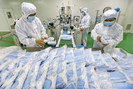 Prohibir cubrebocas con nanomateriales