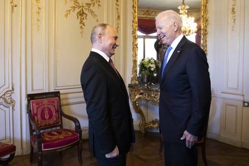 “Estabilidad estratégica global” con “líneas rojas” de Joe Biden y Vladimir Putin