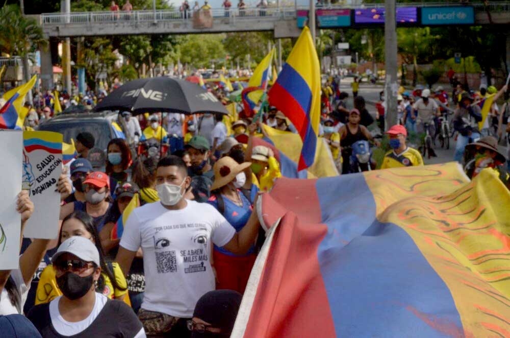 0495aee029377414a8b0b2757c692467 20 de julio. En las calles, en demanda de vida digna