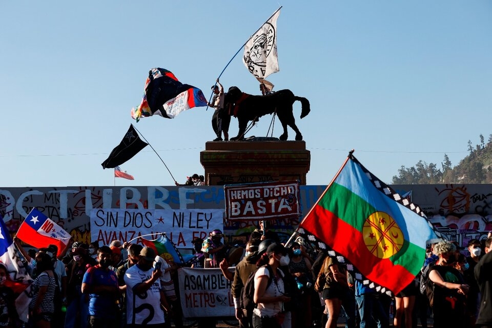 Masiva manifestación en Chile a dos años del estallido contra la desigualdad