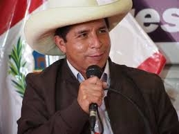 Legisladores peruanos presentan pedido de destitución contra presidente Castillo