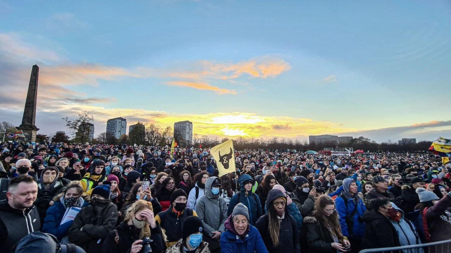 Miles de personas exigen en Glasgow una transformación radical para evitar la catástrofe climática