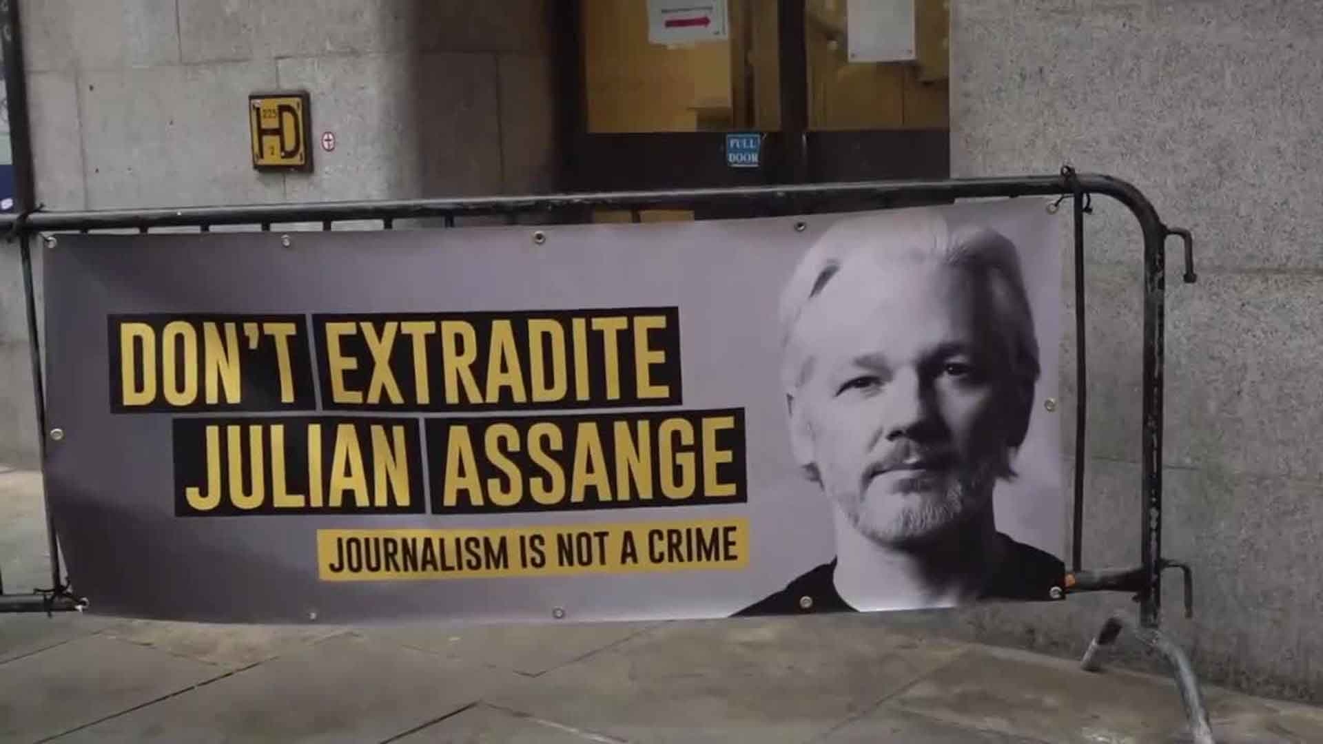 0af0fbfbaa92dee50bbe171ac09bfa63 Julian Assange: indignante y doloroso