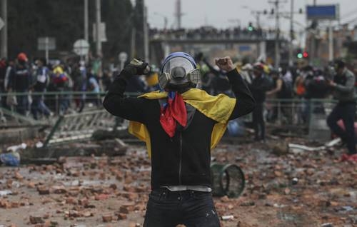 Congreso de Colombia aprueba uso de “fuerza letal” en legítima defensa