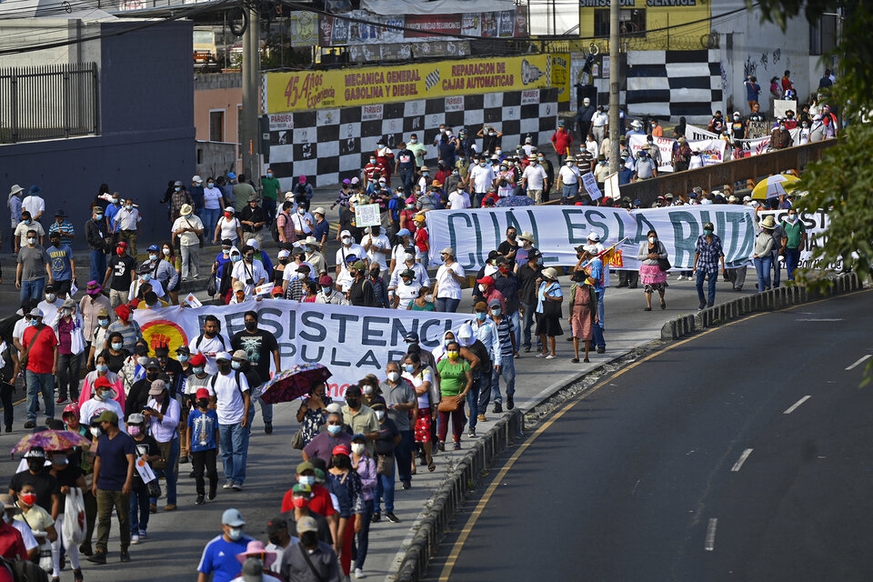 Bukele acusó a EE.UU. de financiar “movimientos comunistas” en El Salvador