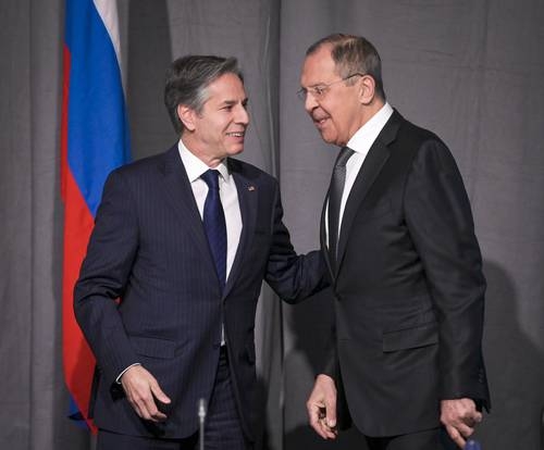 Cena de cancilleres de EU y Rusia acaba casi en mentadas de madre