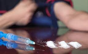 Decesos por sobredosis alcanzaron cifra récord en Estados Unidos en 2021