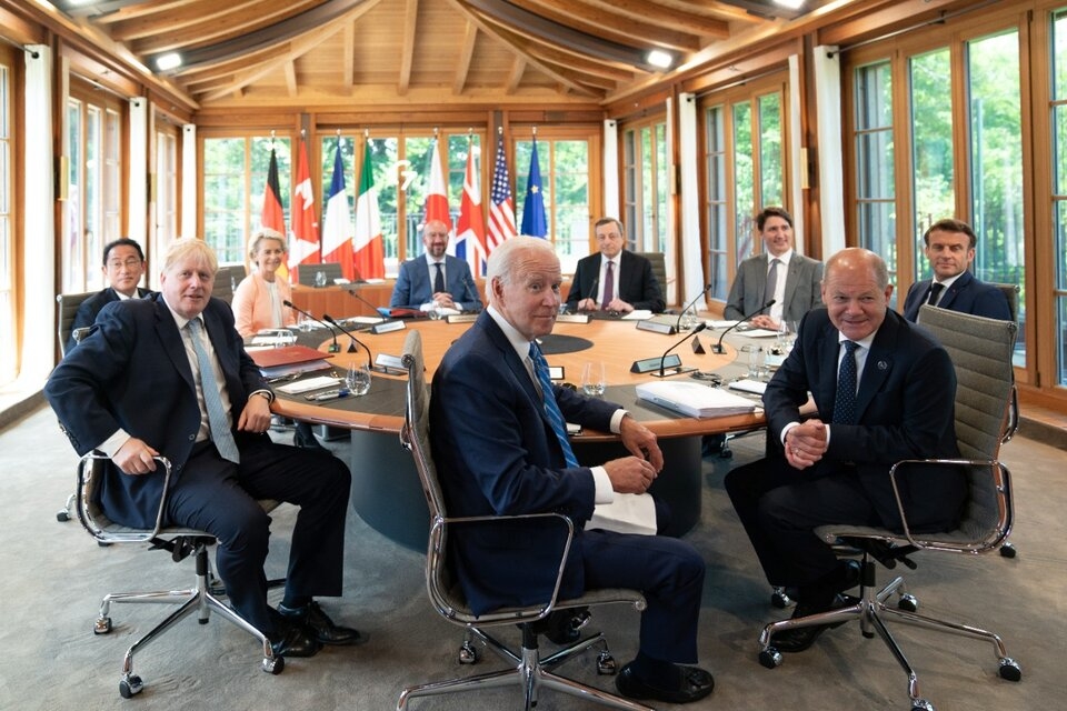 03d987e0e4b0fd8741984d3c380ea388 El G7 abre la cumbre con nuevas sanciones a Rusia y un llamado a la unidad