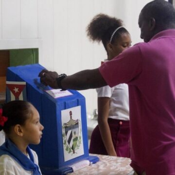Cuba cuela en la ley de las Familias la explotación sexual de las mujeres con el eufemismo de “gestación solidaria”