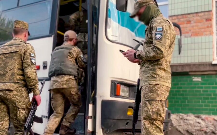 Decreta Putin hasta 10 años de cárcel para desertores de guerra