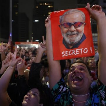 Victoria agridulce de Lula ante un Bolsonaro que fuerza la segunda vuelta