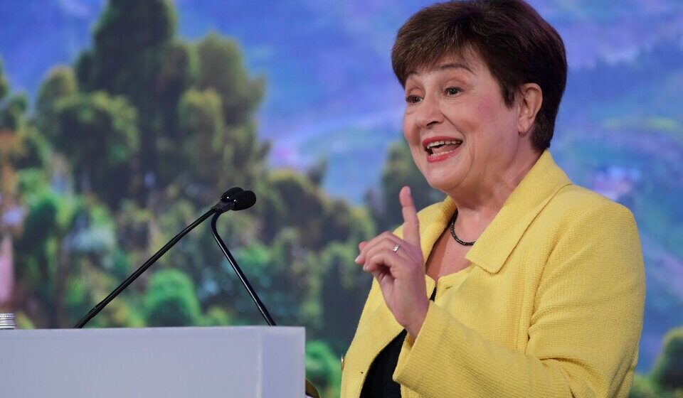 “Hay riesgo de recesión global”