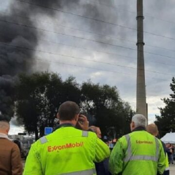 La huelga y los piquetes de los trabajadores de ExxonMobil llevan tres semanas