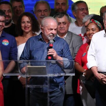 Lula gana las elecciones en un Brasil dividido