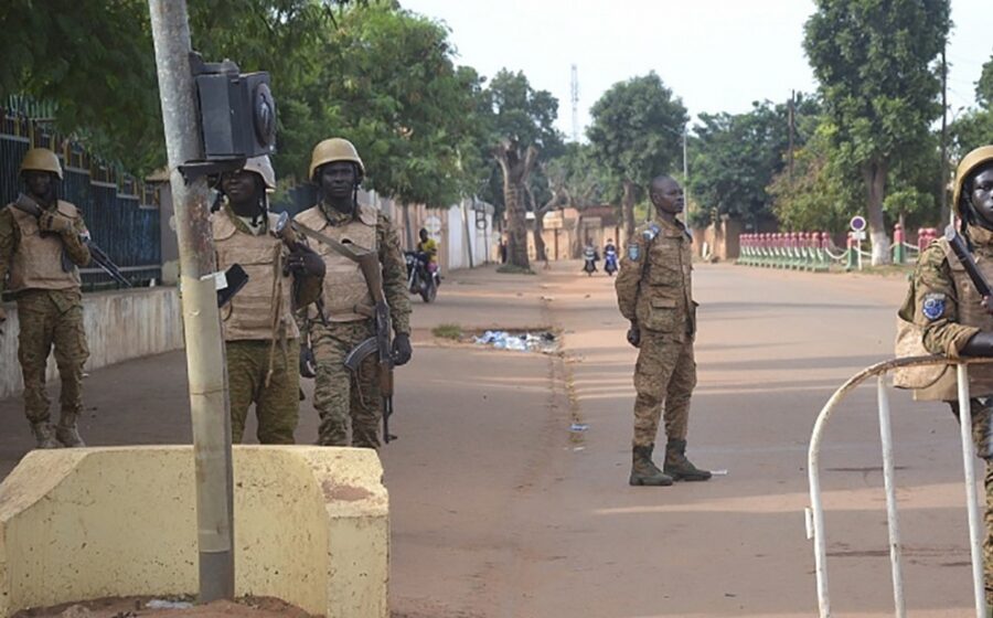 Nuevo golpe de Estado en Burkina Faso: un grupo de soldados derroca al líder de la junta militar que dirigía el país