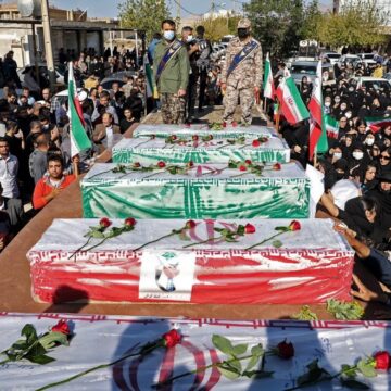 Las jerarquías suníes de Irán abren un nuevo frente contra la República Islámica al respaldar la oleada de protesta