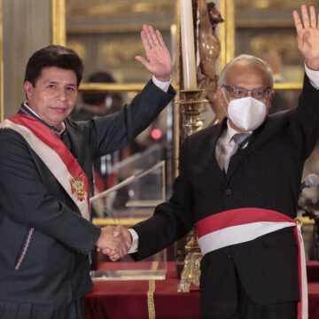 El congreso de Perú provocó la caída de otro gabinete a Castillo