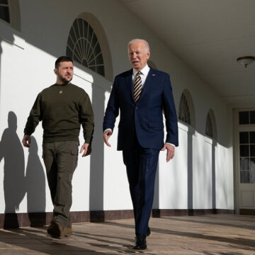 Zelenski se reunió con Biden en Washington y consiguió más ayuda militar para Ucrania