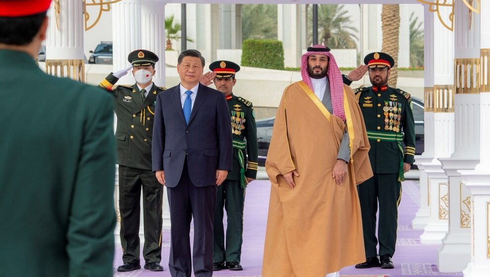 China sale del caparazón y lanza una ofensiva geopolítica en Oriente Medio