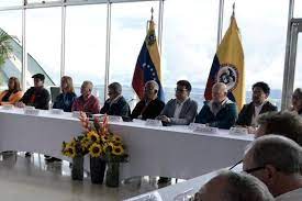 Concluye primera ronda de diálogo entre el ELN y el gobierno de Colombia
