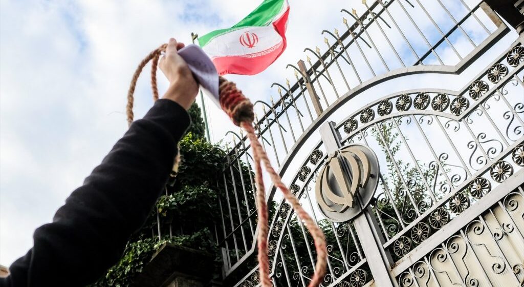 Debate ideológico (II): ¿cómo la teocracia capitalista de extrema derecha de Irán puede ser “antimperialista”?