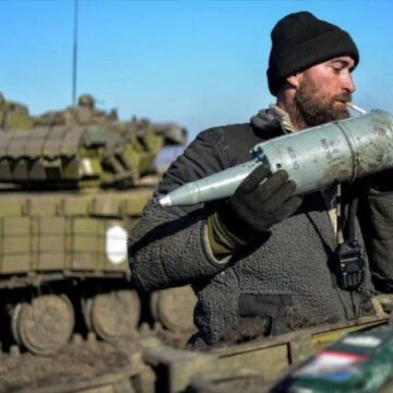 EEUU y sus aliados aceleran el envío de armas a Ucrania que podría garantizar una contraofensiva de invierno
