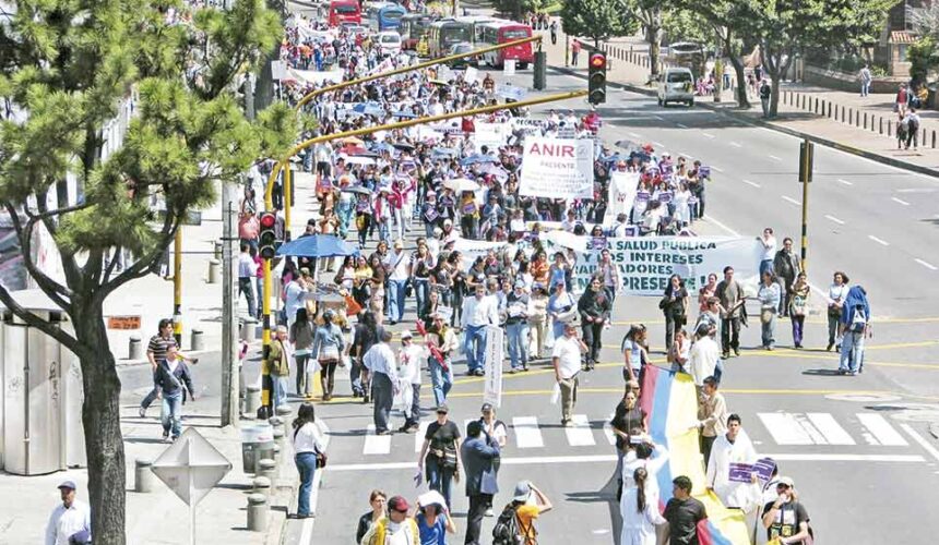 La reforma a la salud en el gobierno del cambio - Desde Abajo