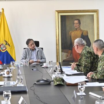Colombia en busca de la paz total: las conversaciones de paz con las guerrillas